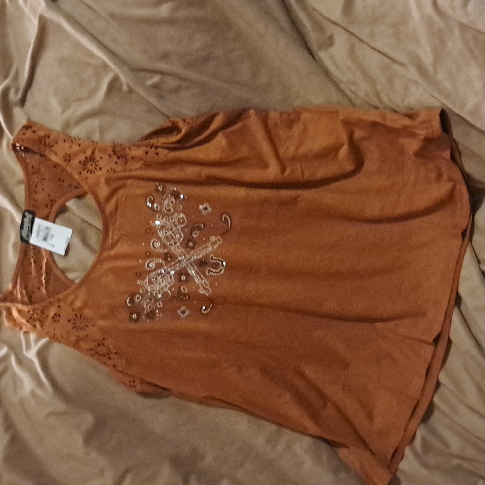 NWT Cowgirl Hardware M brown